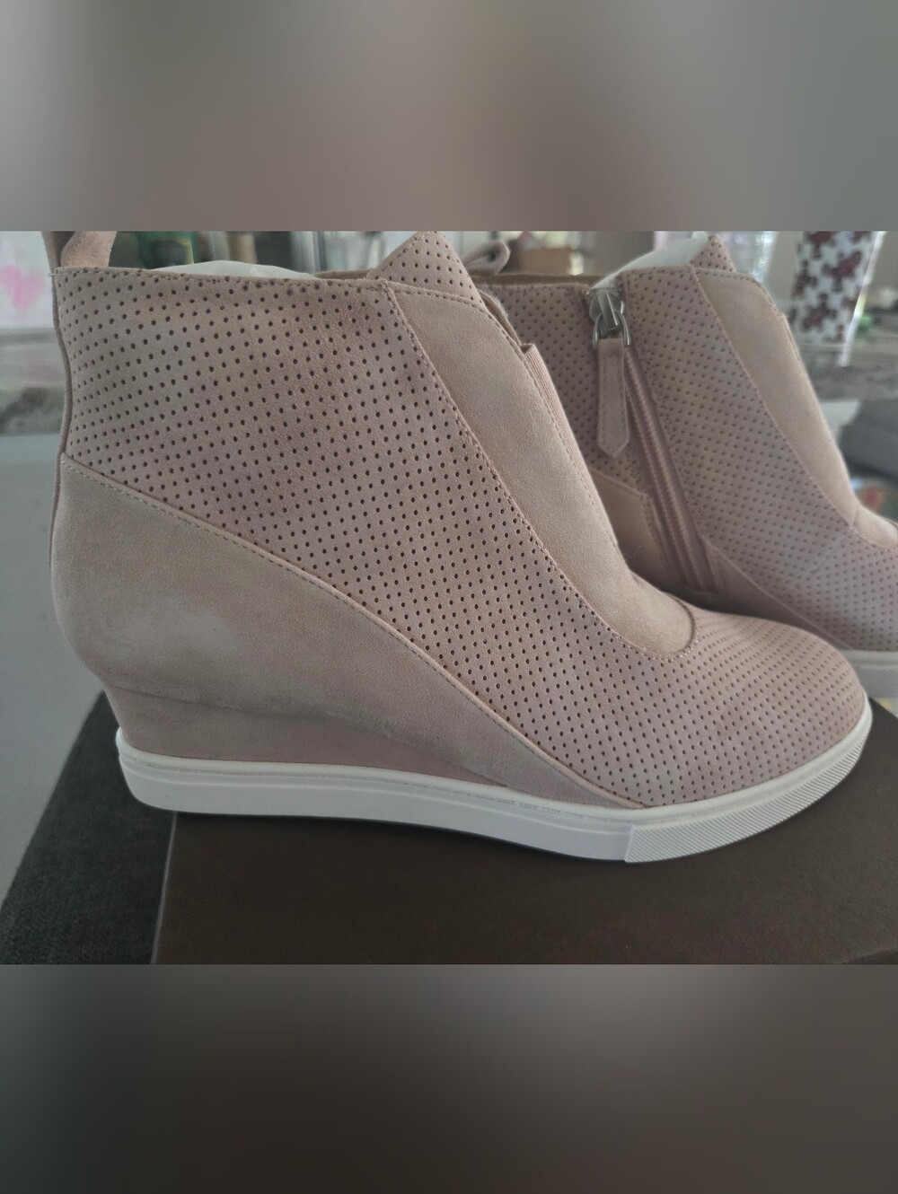 Linea Paolo Anna Perforated Suede Wedge Sneaker Bootie Blush Pink 6.5 NIB